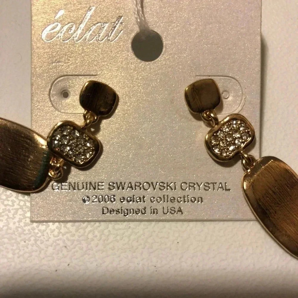 Vintage Genuine Swarovski Crystal Earrings - Picture 2 of 3